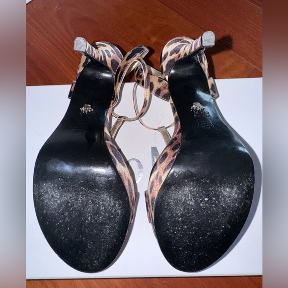 Shoes - Picture 7 of 7